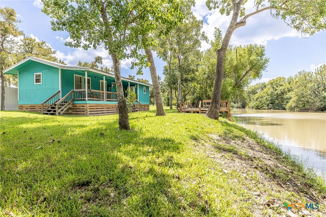 Guadalupe River Dr, Tivoli, TX 77990