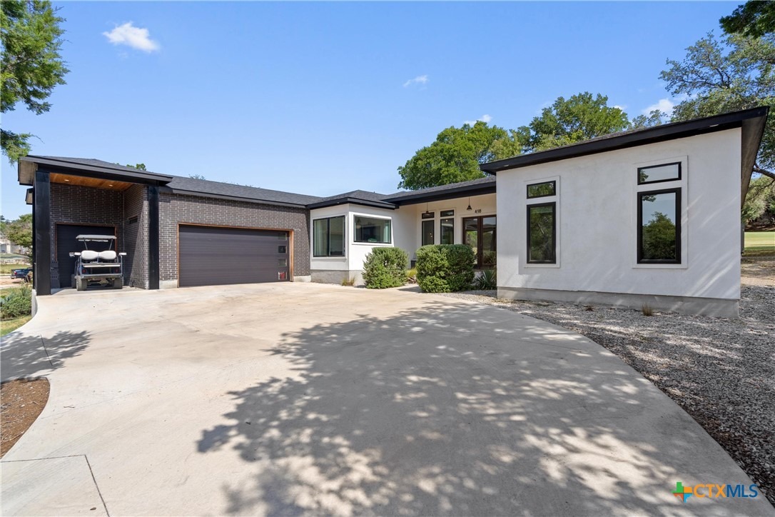 Venture Blvd, Lago Vista, TX 78645