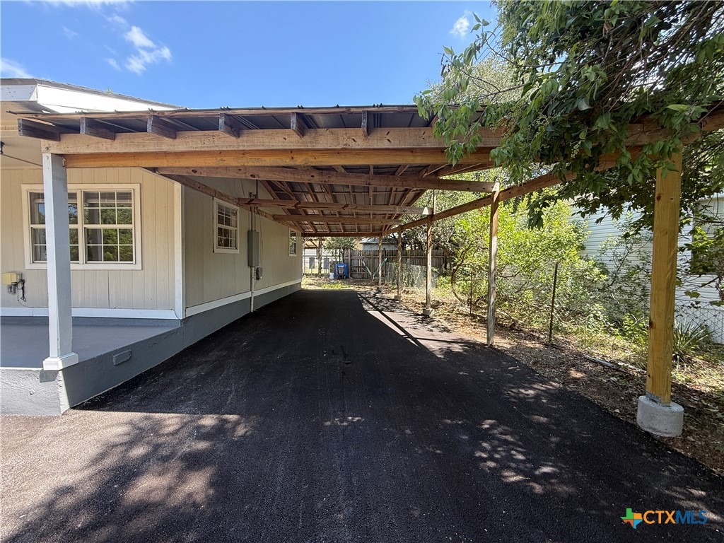Wickford Way, Canyon Lake, TX 78133
