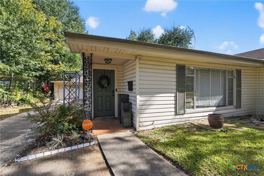 Lakeview Cir, Beaumont, TX 77703 #1