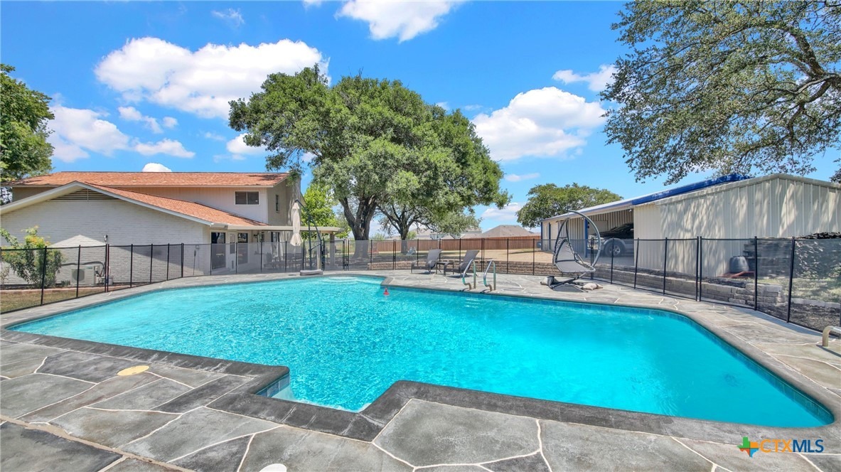 C Bud Stockton Loop, Jarrell, TX 76537 #1
