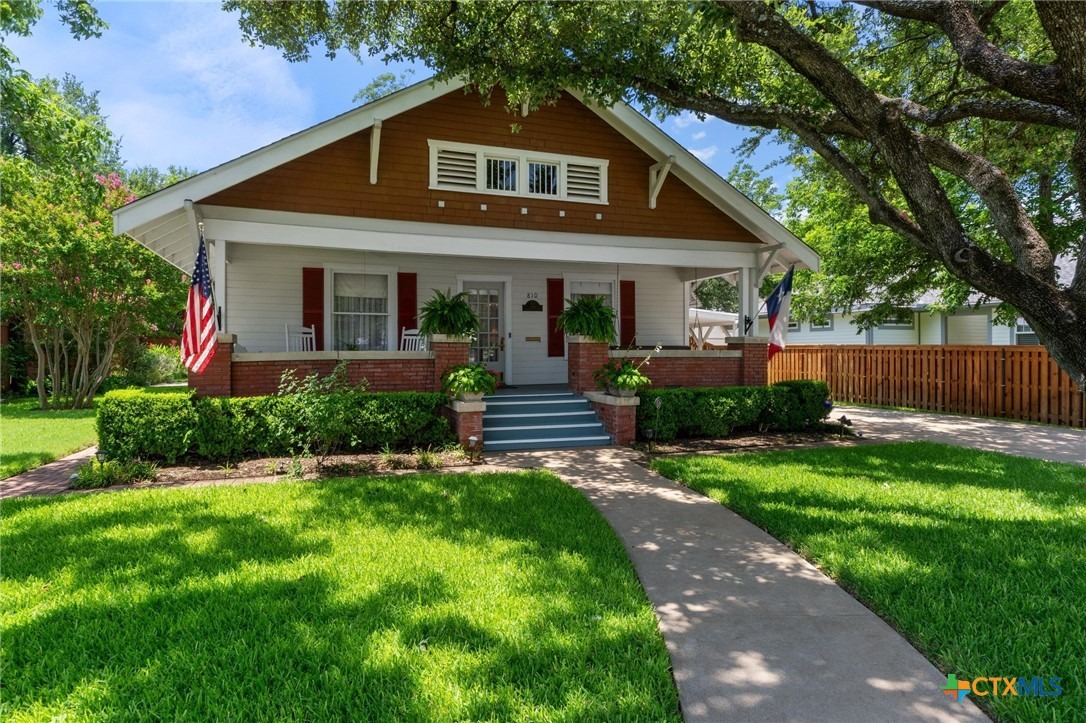University Ave, Georgetown, TX 78626 #1