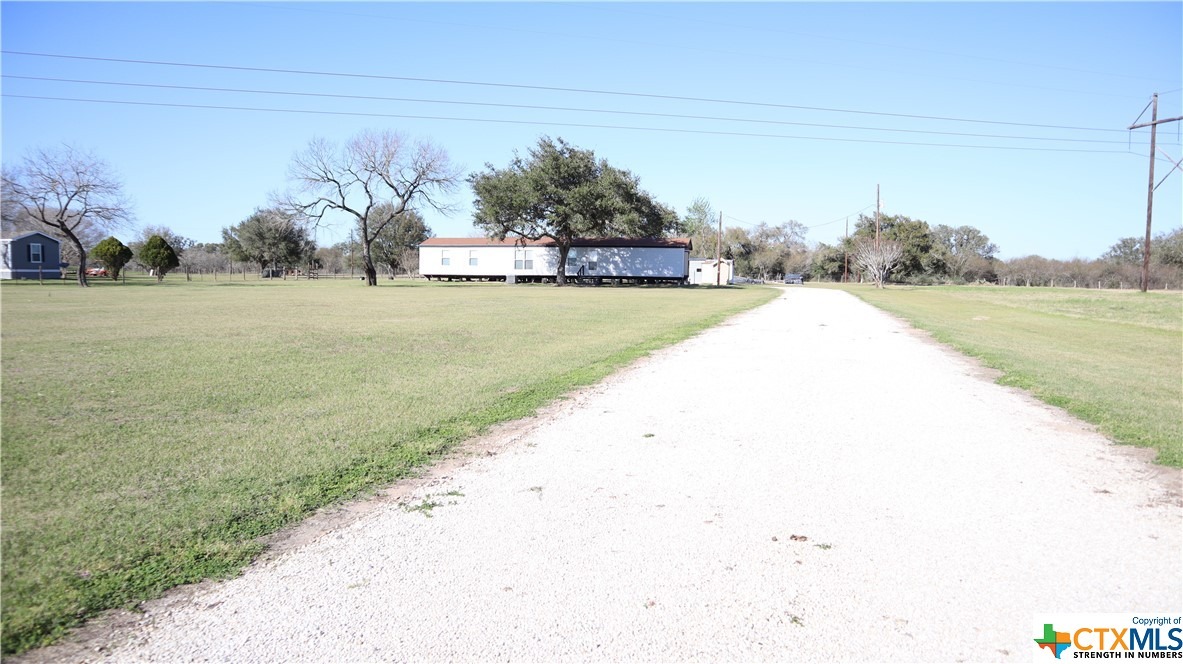 Hunters Cir, Victoria, TX 77905