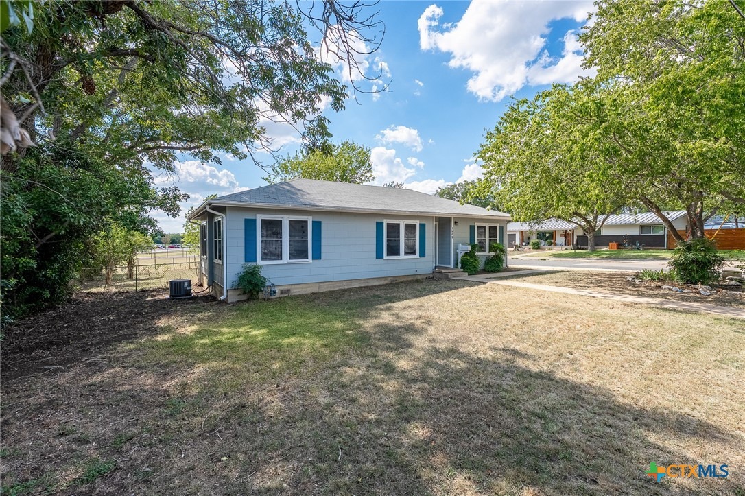 Vine St, Georgetown, TX 78626 #1