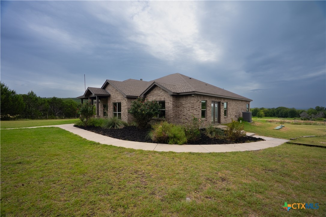 Hard Bargain Dr, Gatesville, TX 76528 #1