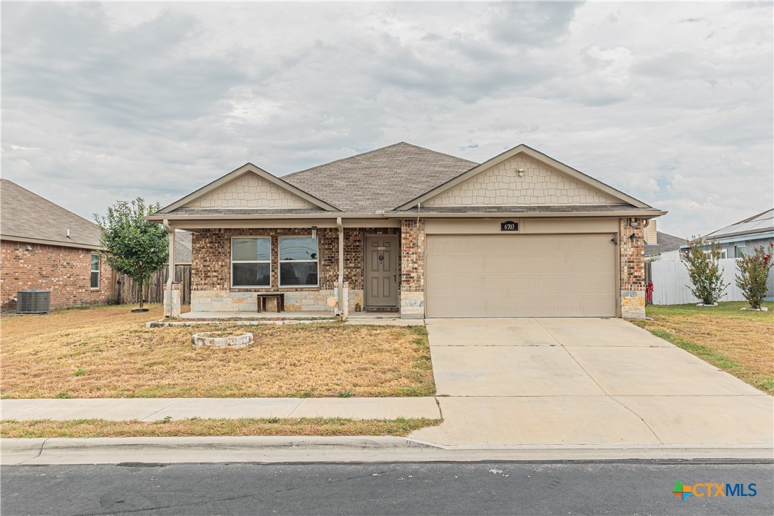 Catherine Dr, Killeen, TX 76542