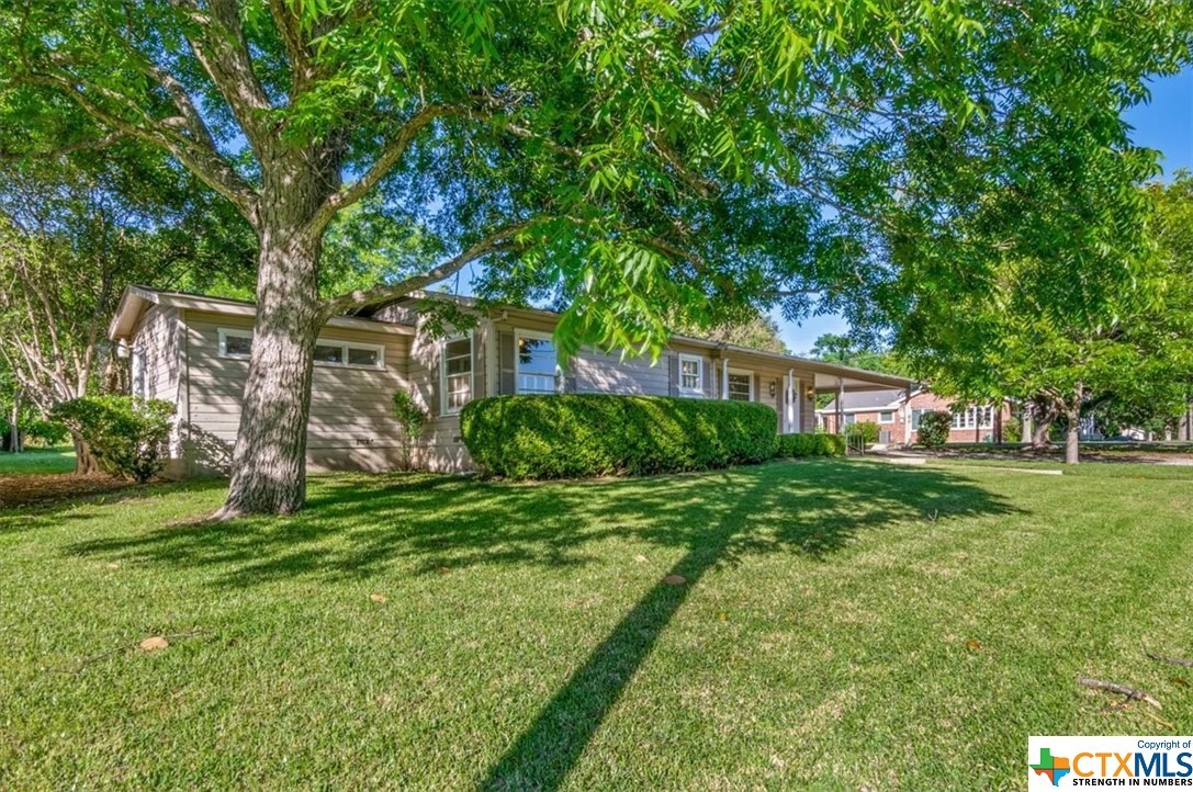 14th Ave, Belton, TX 76513 #1