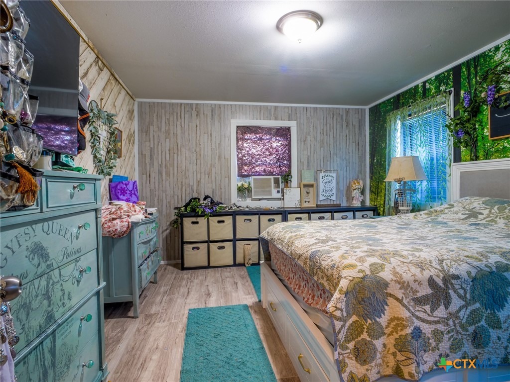 Castlebriar Dr, Granite Shoals, TX 78654