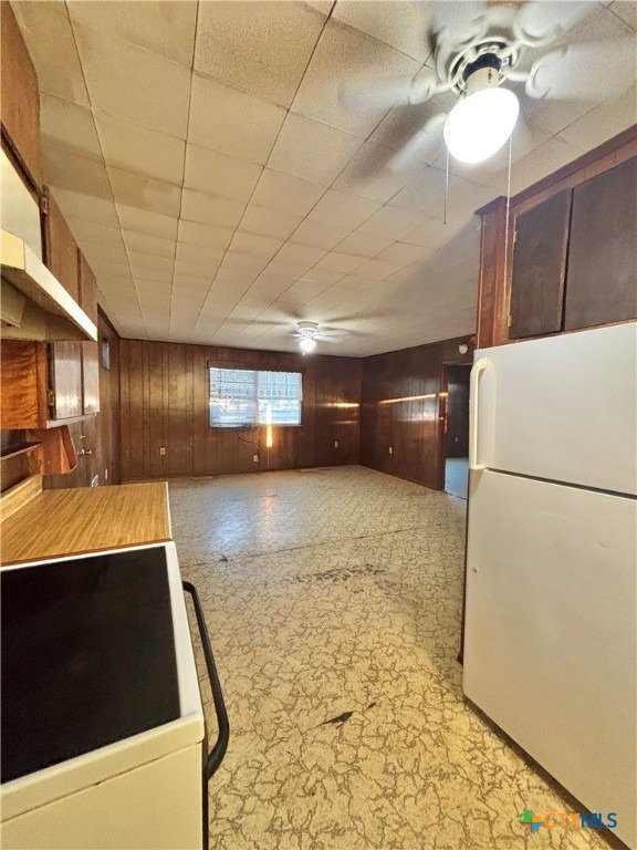9th St, Port O Connor, TX 77982 #1