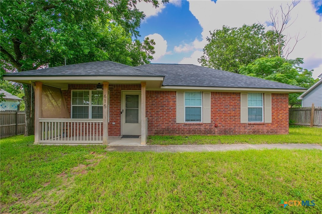 9th Ave, Belton, TX 76513