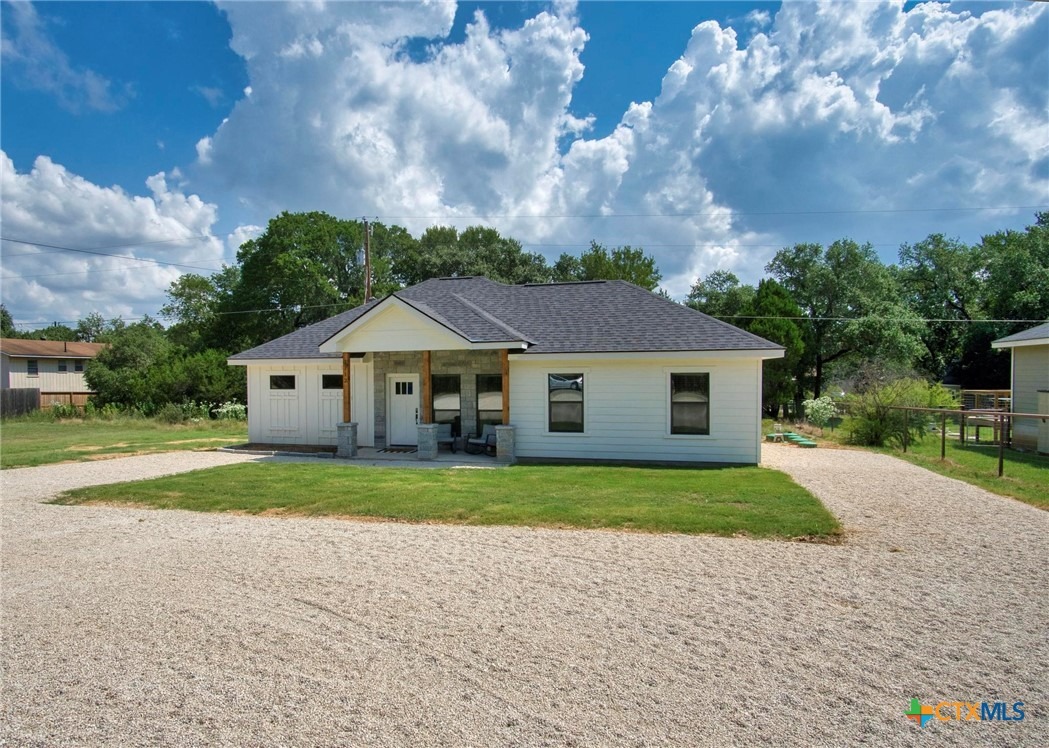Green Hill Dr, Canyon Lake, TX 78133