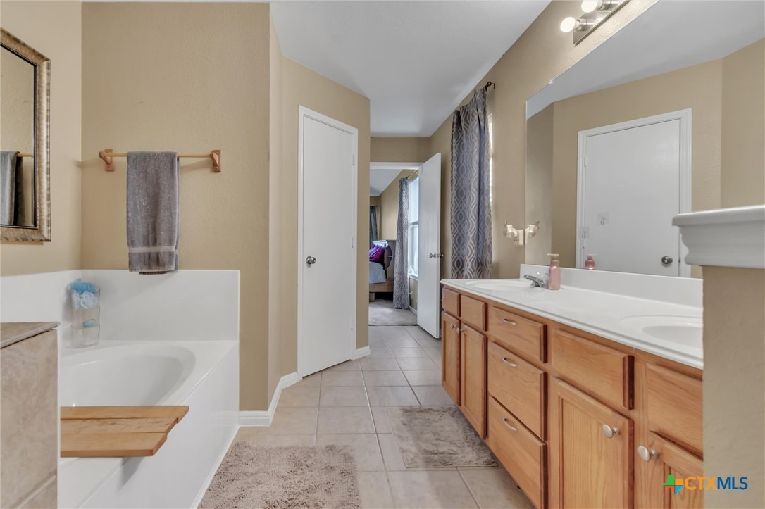 Estate Dr, Hutto, TX 78634 #1