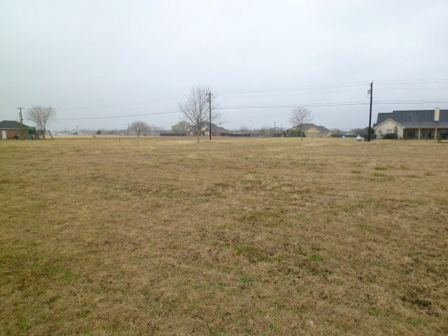 Ontario St, Victoria, TX 77905