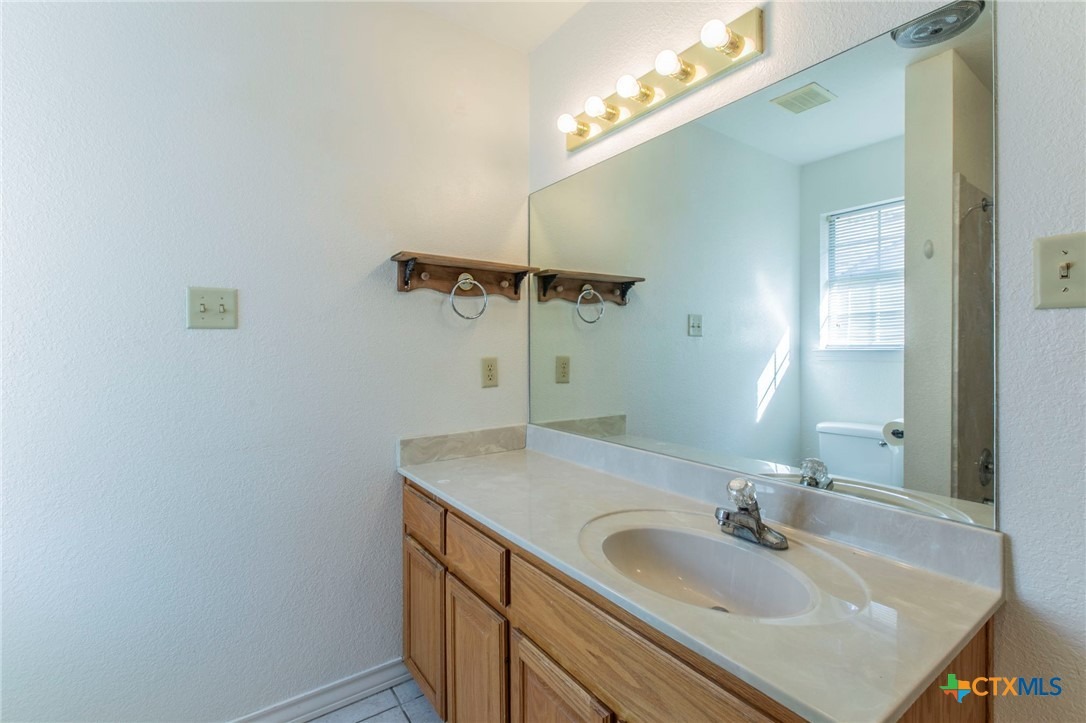Granex Dr, Killeen, TX 76542