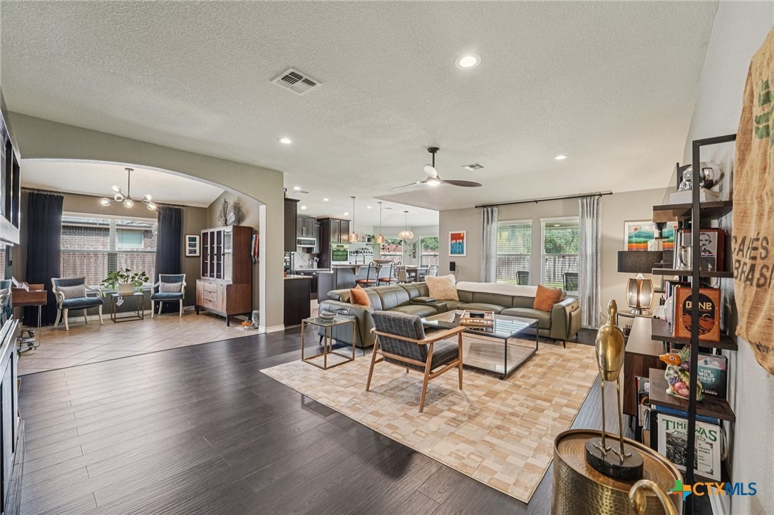 Vineyard Trl, Harker Heights, TX 76548