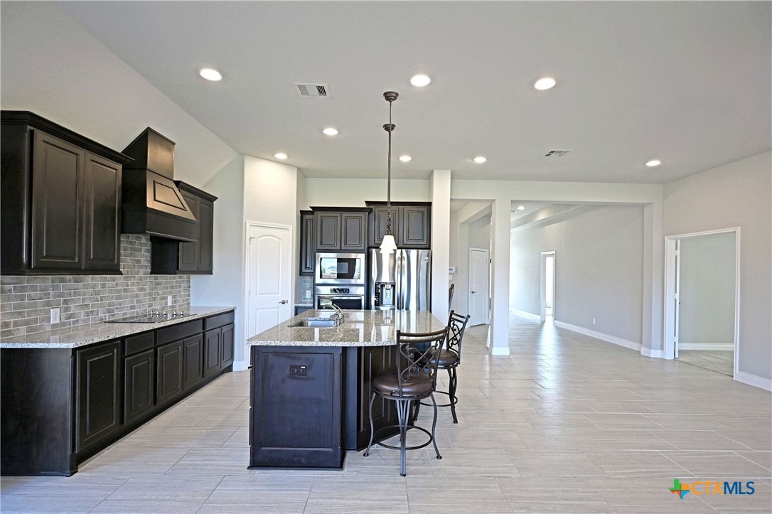Glen Holw, Seguin, TX 78155 #1