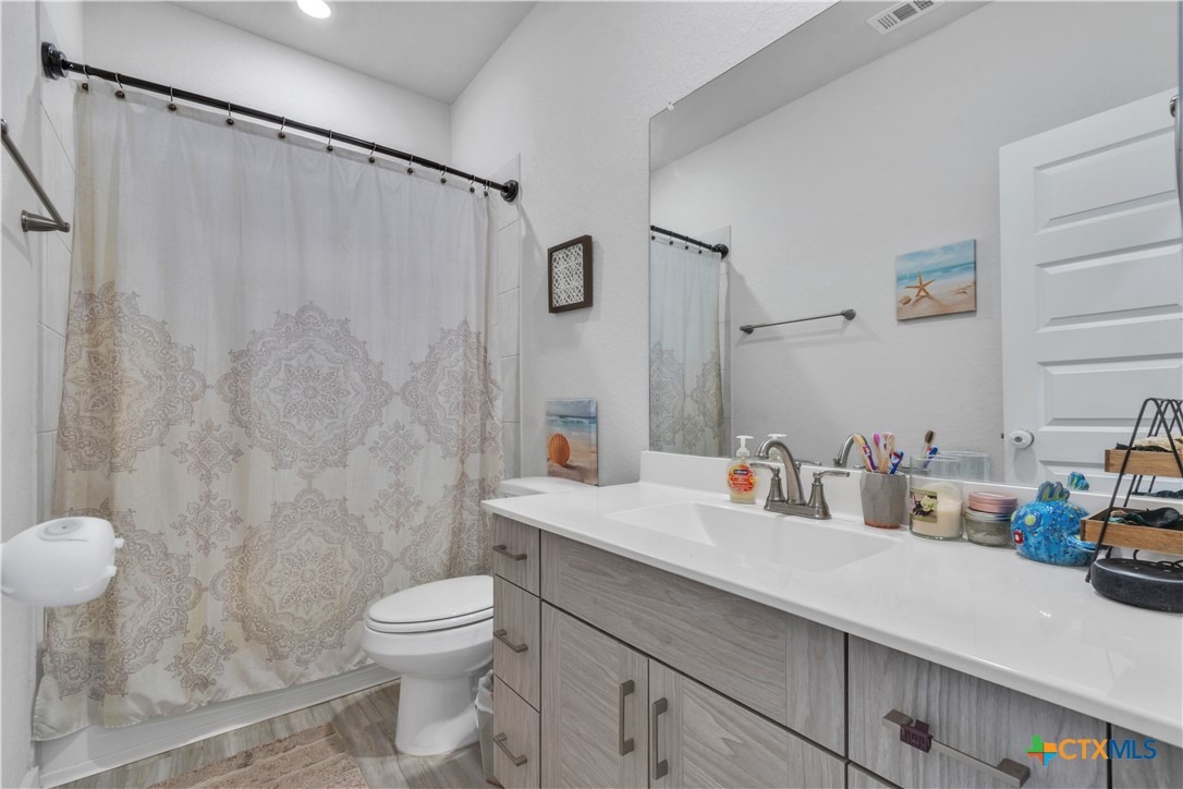 Werra Ln, New Braunfels, TX 78130