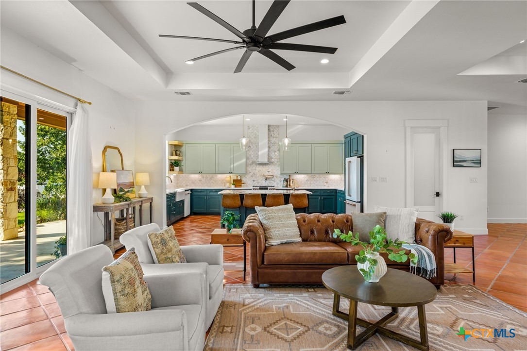 Via Lago , Belton, TX 76513 #1