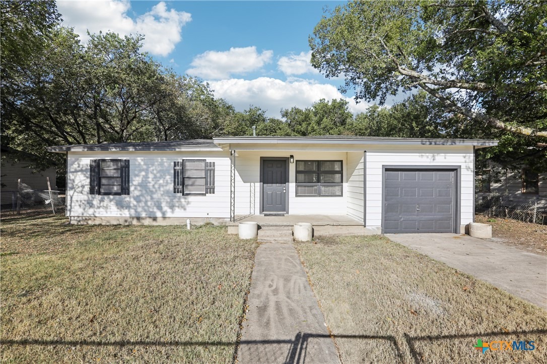 15th St, Copperas Cove, TX 76522