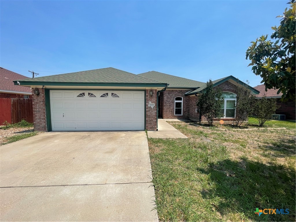 Pennington Ave, Killeen, TX 76549