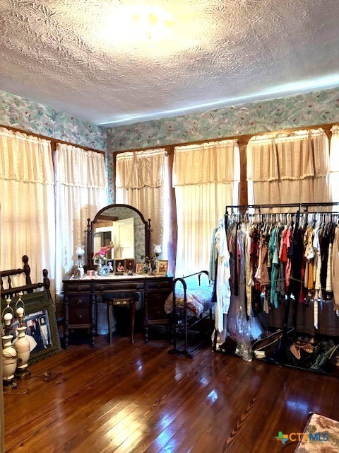 10th St, Gatesville, TX 76528 #1