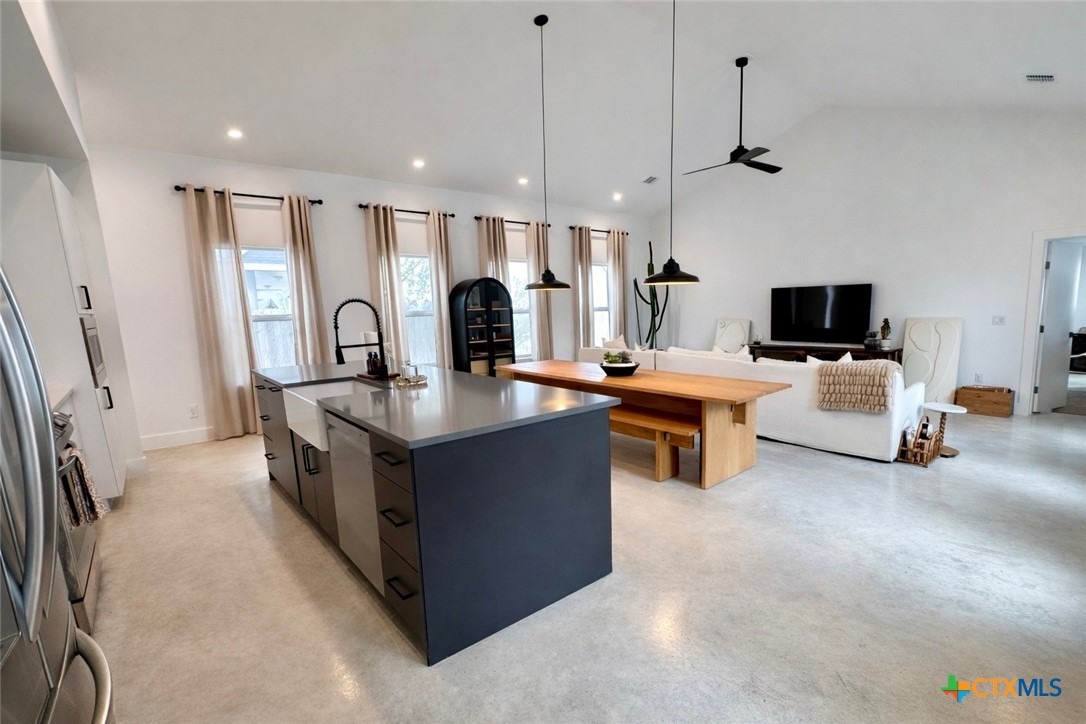 Cripple Creek Ct, Wimberley, TX 78676