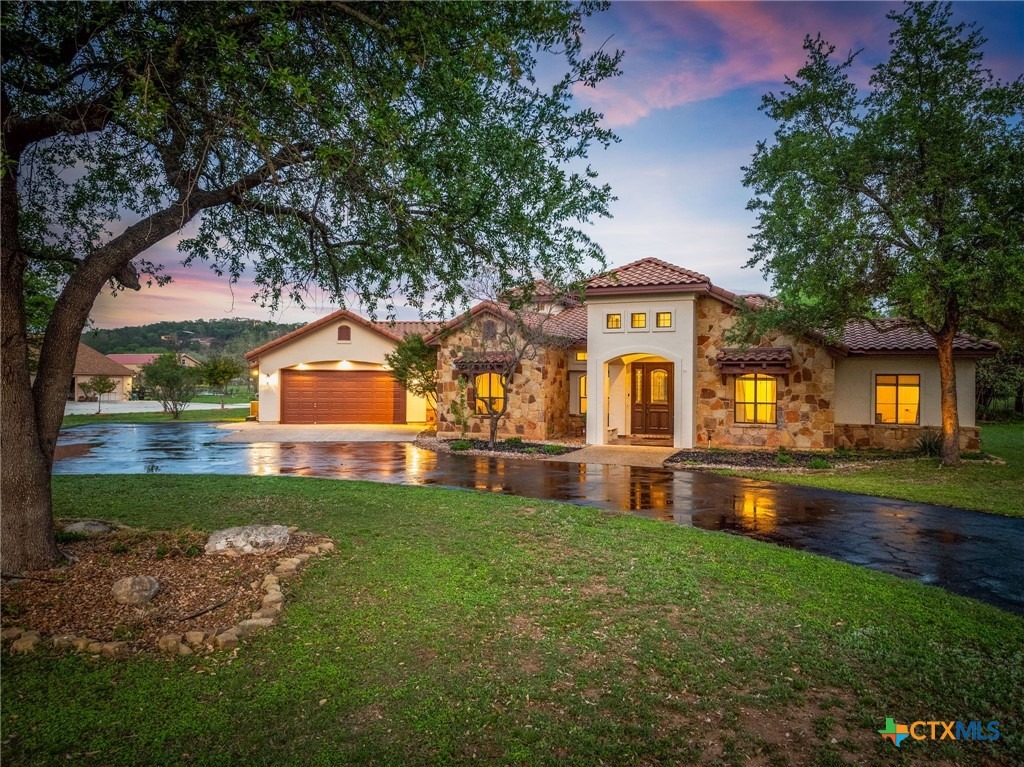 River Cliff Dr, Canyon Lake, TX 78133