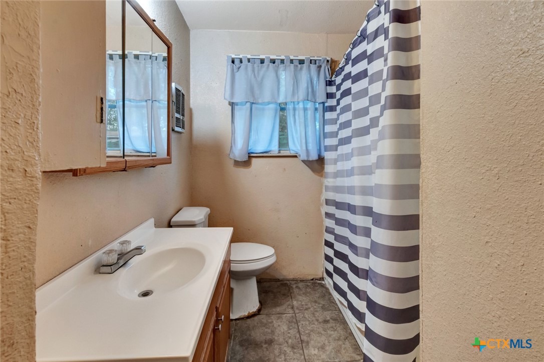 Hybiscus Ln, Victoria, TX 77904 #1