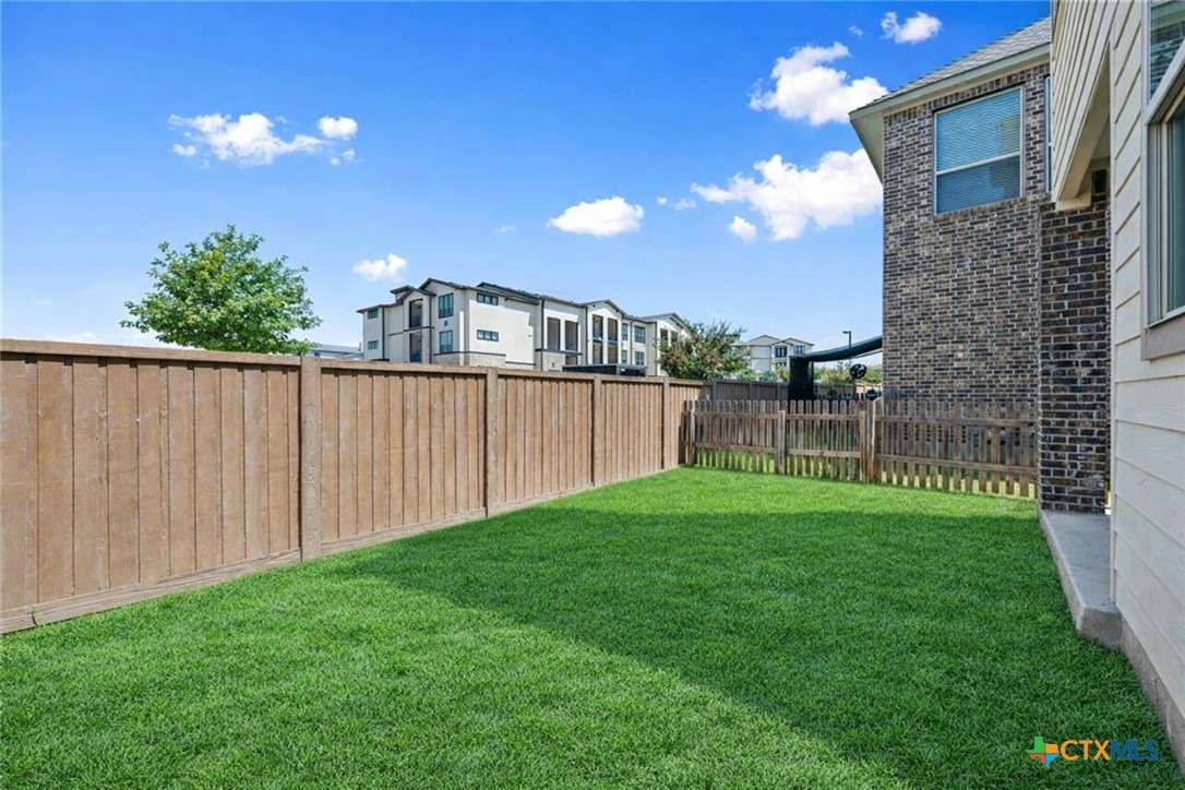 Dillon Pond Ln, Pflugerville, TX 78660