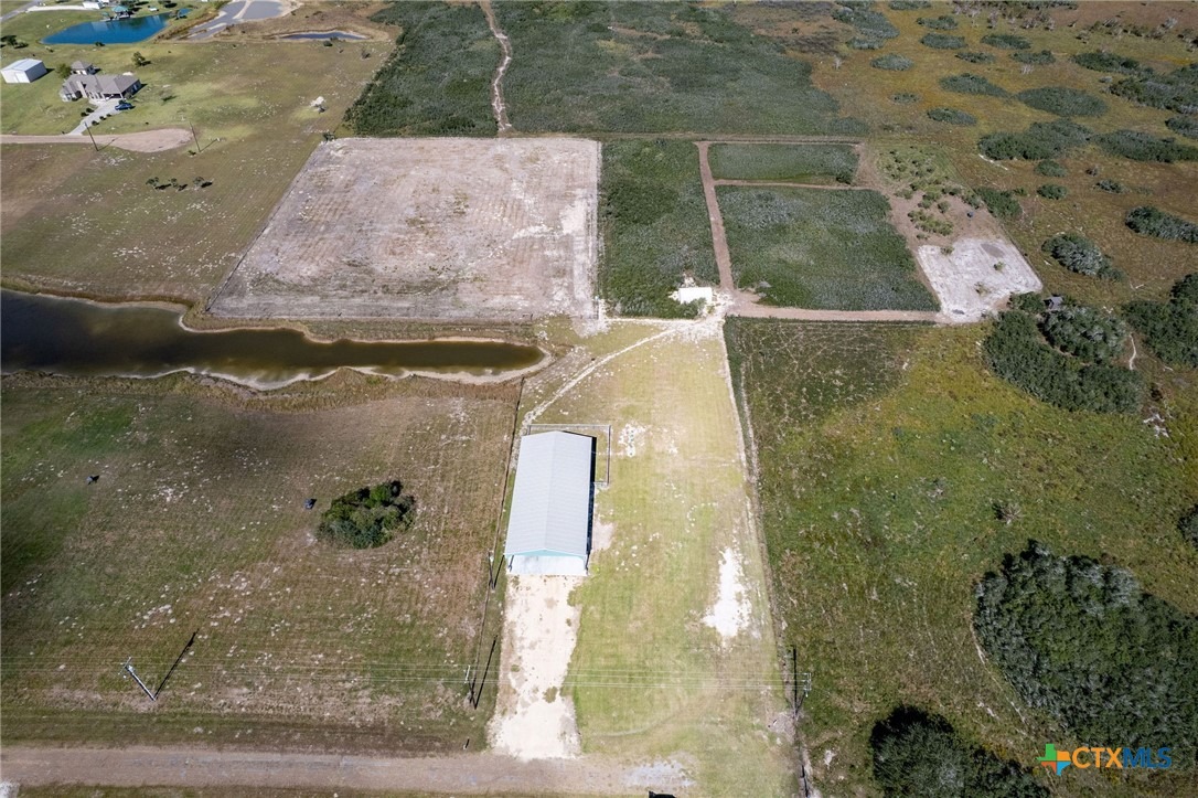 Tiki Dr, Seadrift, TX 77983