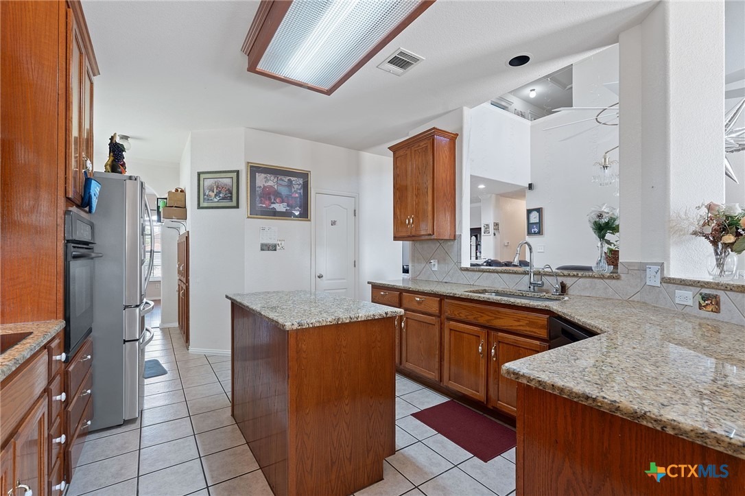 Amberwood Loop, Kyle, TX 78640