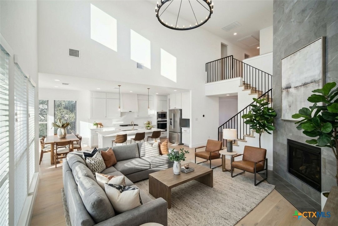 Turnback Ledge Trl, Lago Vista, TX 78645 #1
