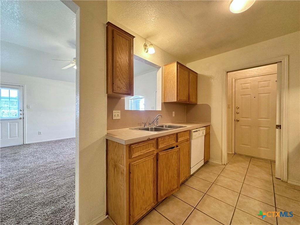 Gus Dr, Killeen, TX 76549