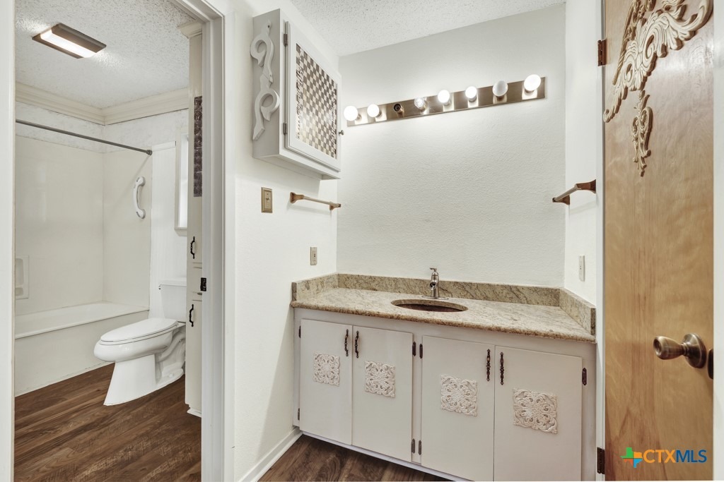 Devin Dr, New Braunfels, TX 78130 #1