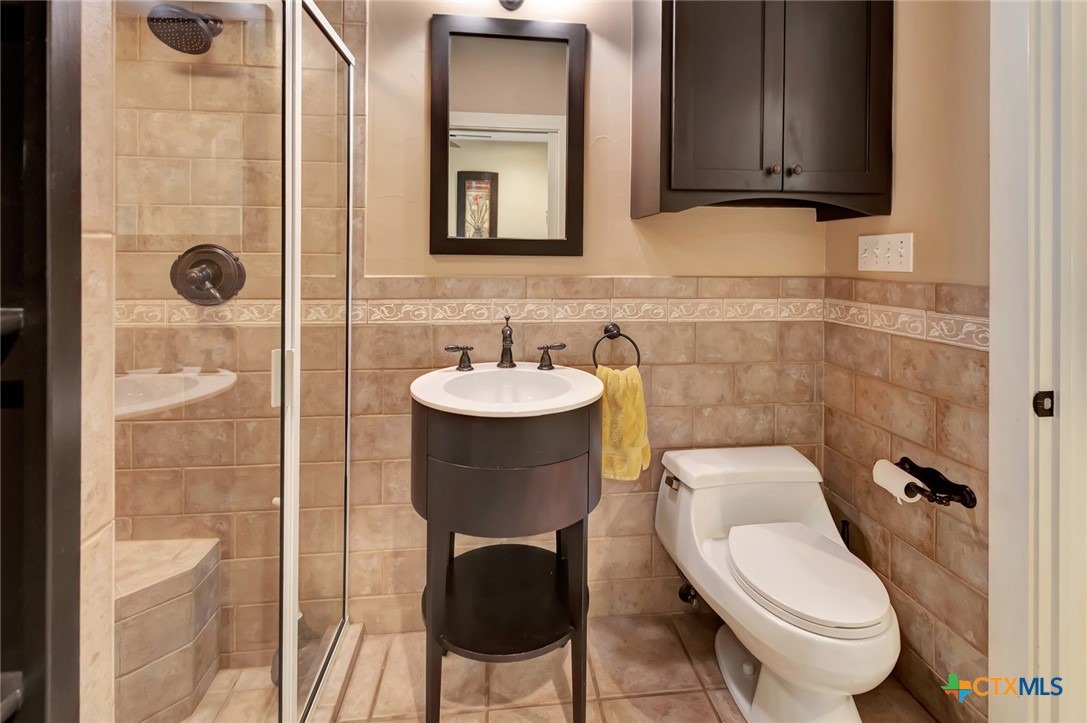 Cotswold Ln, Victoria, TX 77904