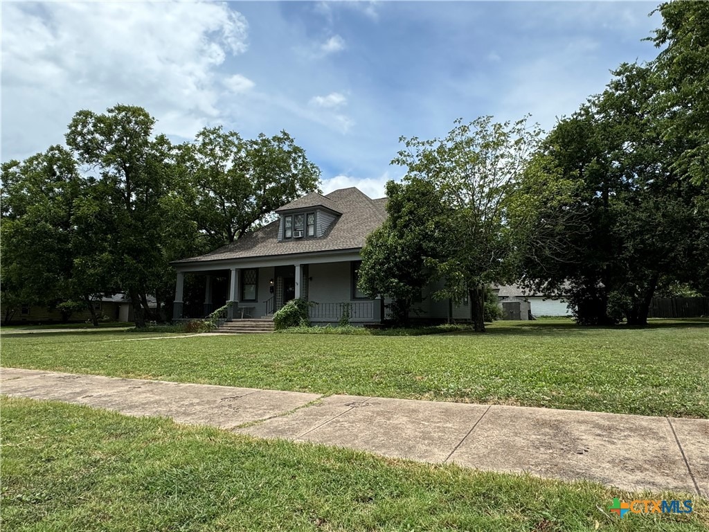 Penelope St, Belton, TX 76513