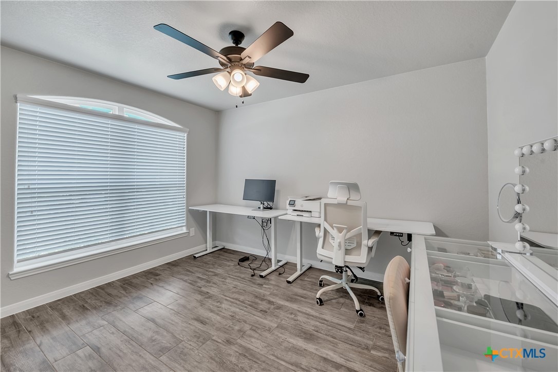 Iridium Dr, Killeen, TX 76542