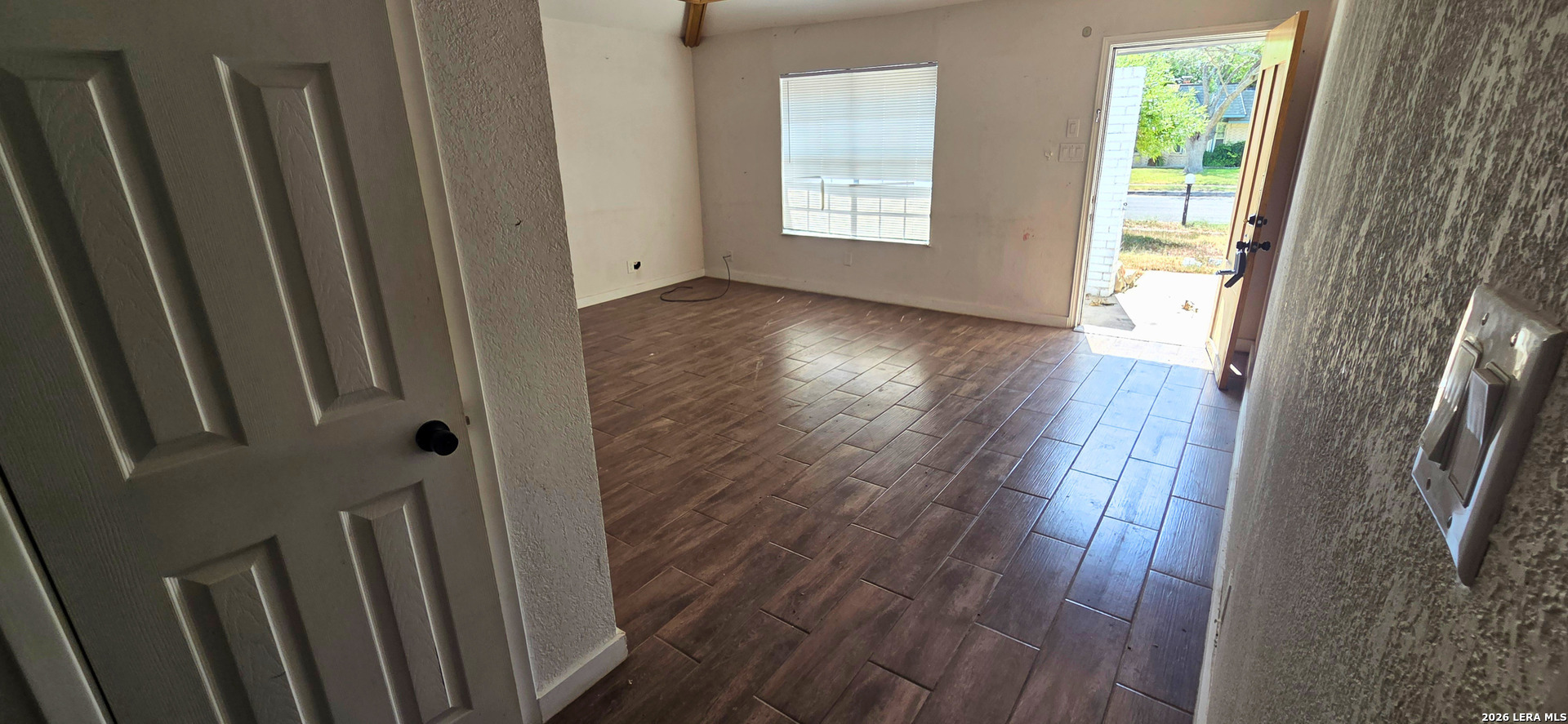 Larklair St, San Antonio, TX 78233 #1