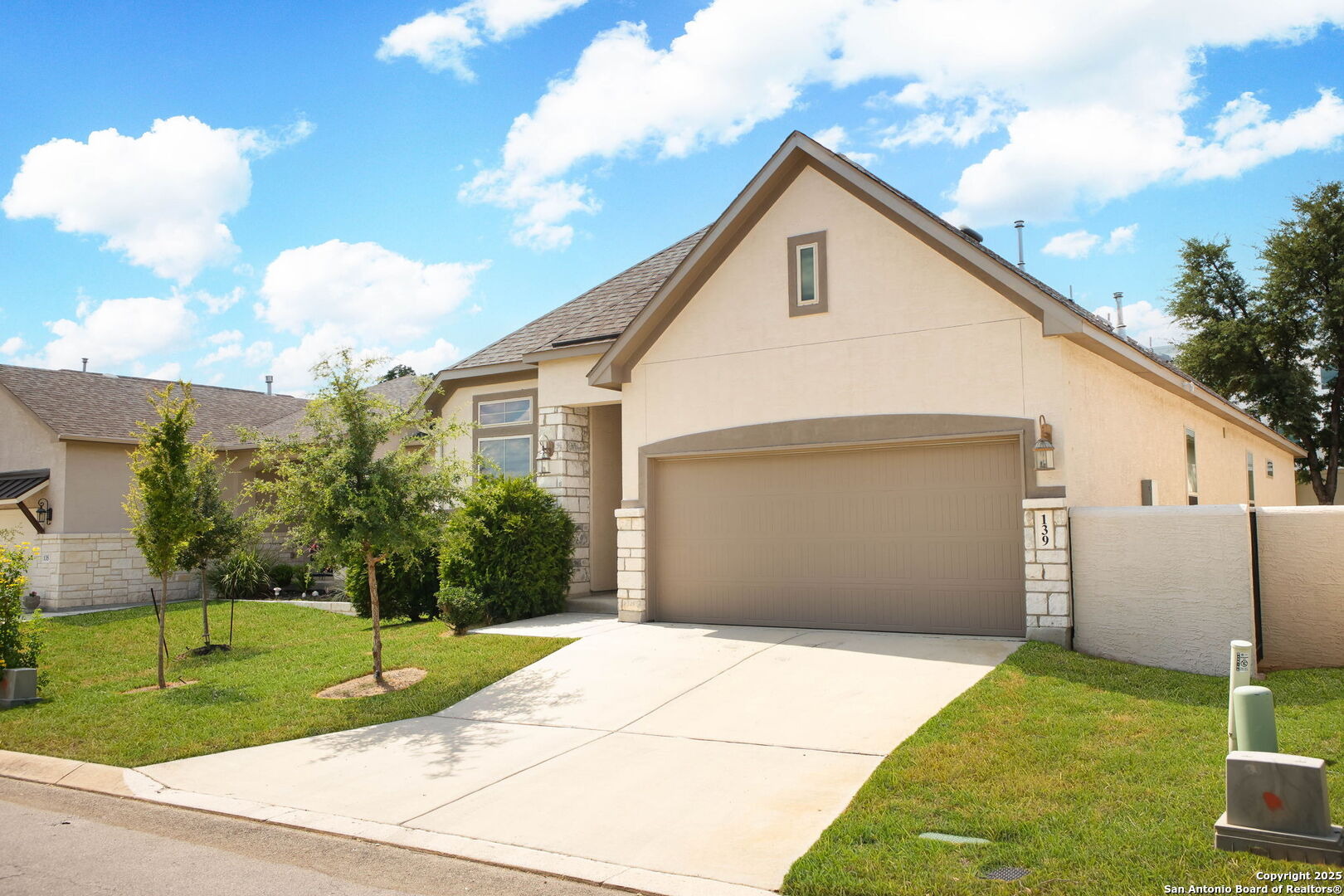 Bedingfeld , San Antonio, TX 78231