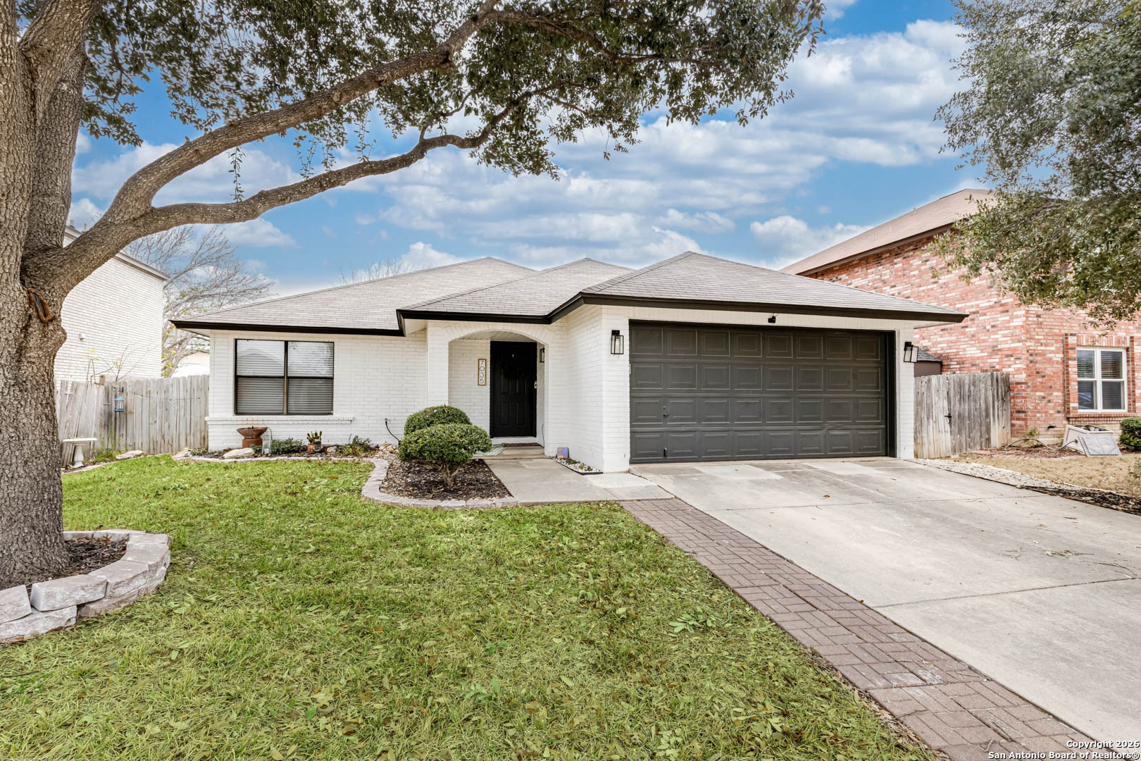 Valmont Dr, San Antonio, TX 78240
