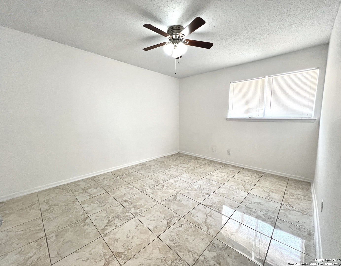 Southpoint St, San Antonio, TX 78229