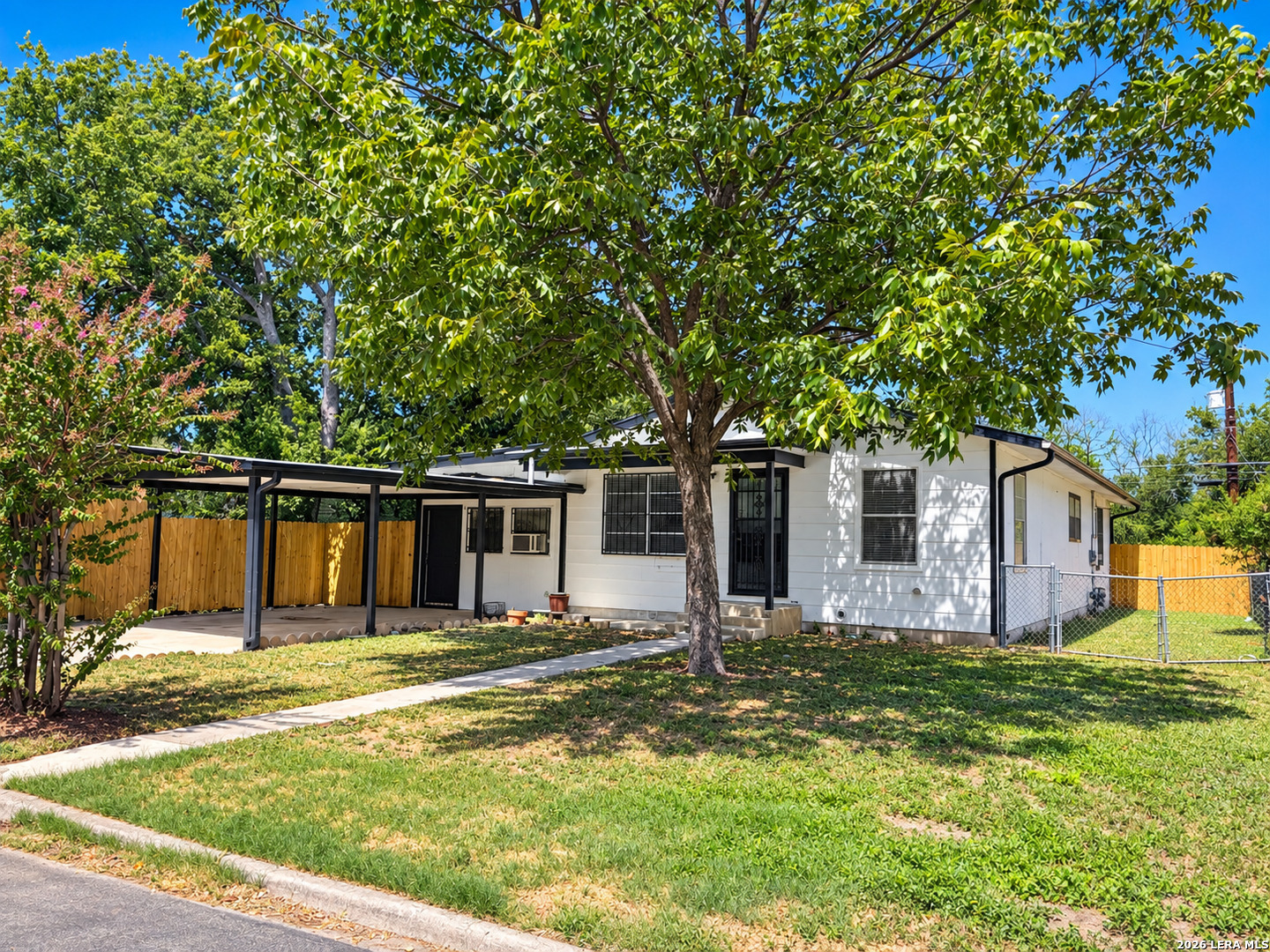 Ashland Dr, San Antonio, TX 78218