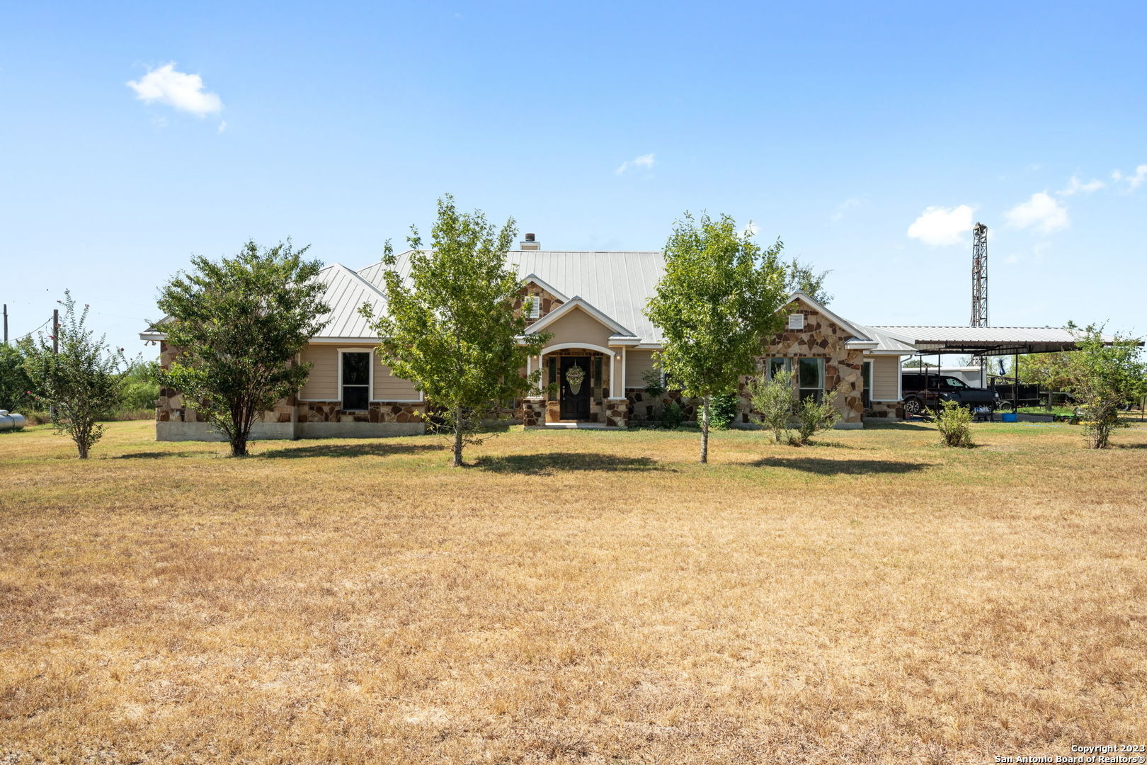 Leal Rd, Pleasanton, TX 78064 #1