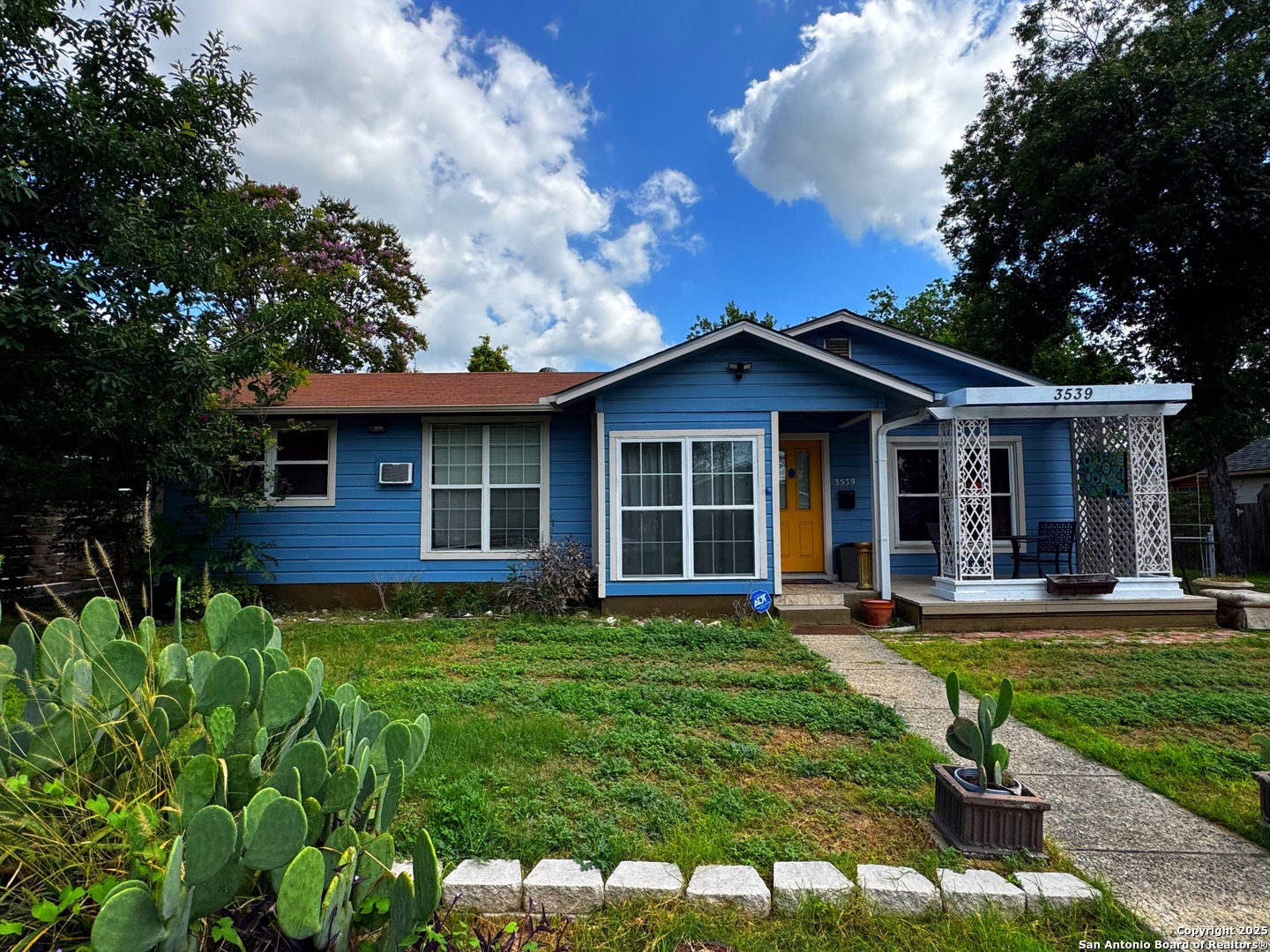 El Paso St, San Antonio, TX 78207 #1