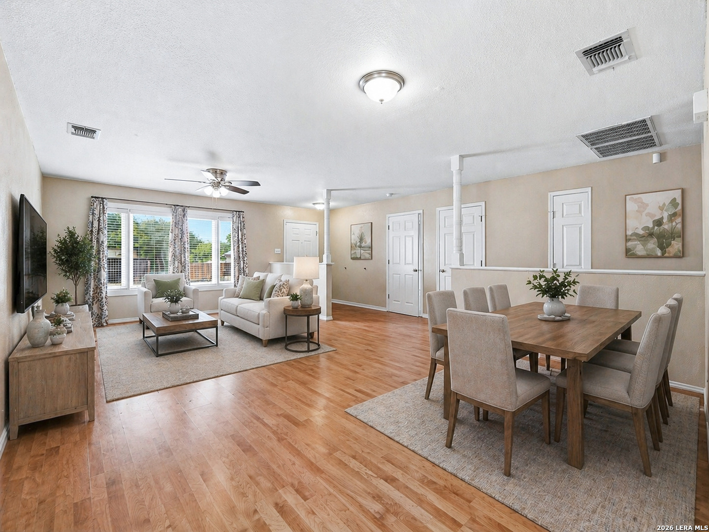 Meadow Arbor Ln, Universal City, TX 78148