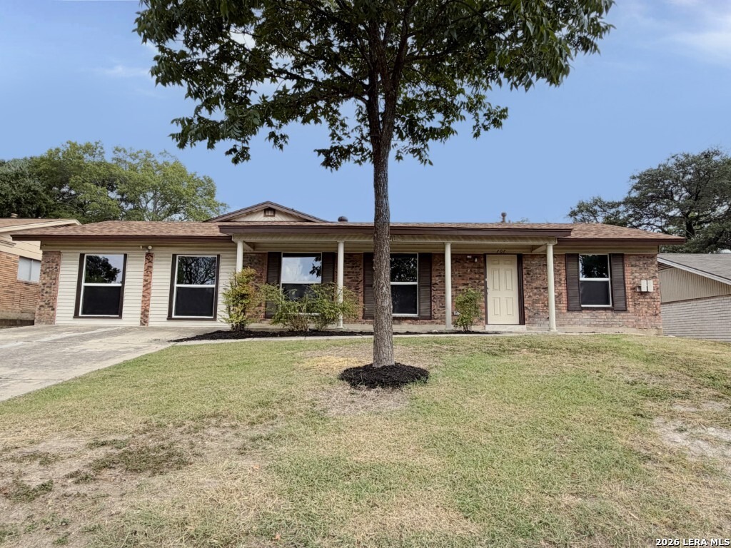 Booth Dr, San Antonio, TX 78216