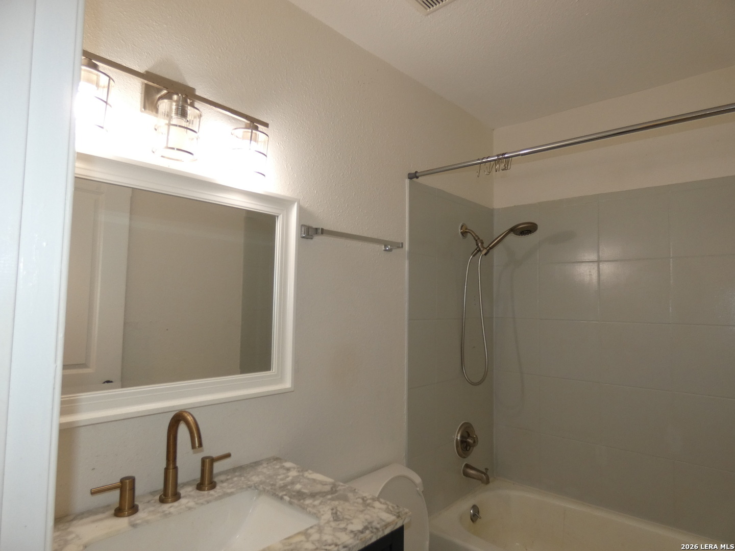 Laguna Verde , San Antonio, TX 78239 #1