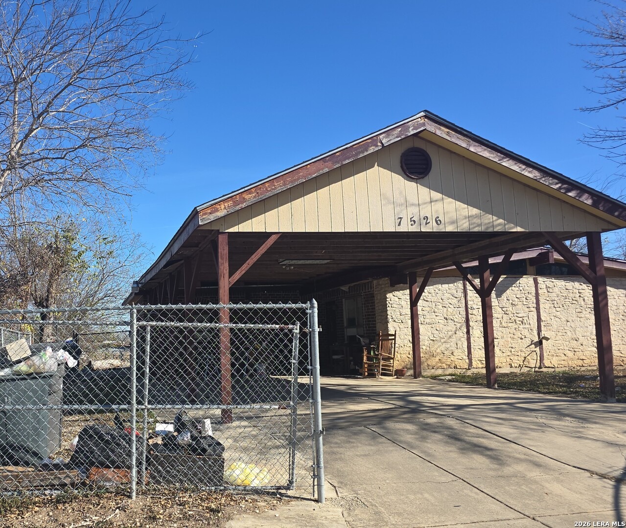 Apple Valley Dr, San Antonio, TX 78242
