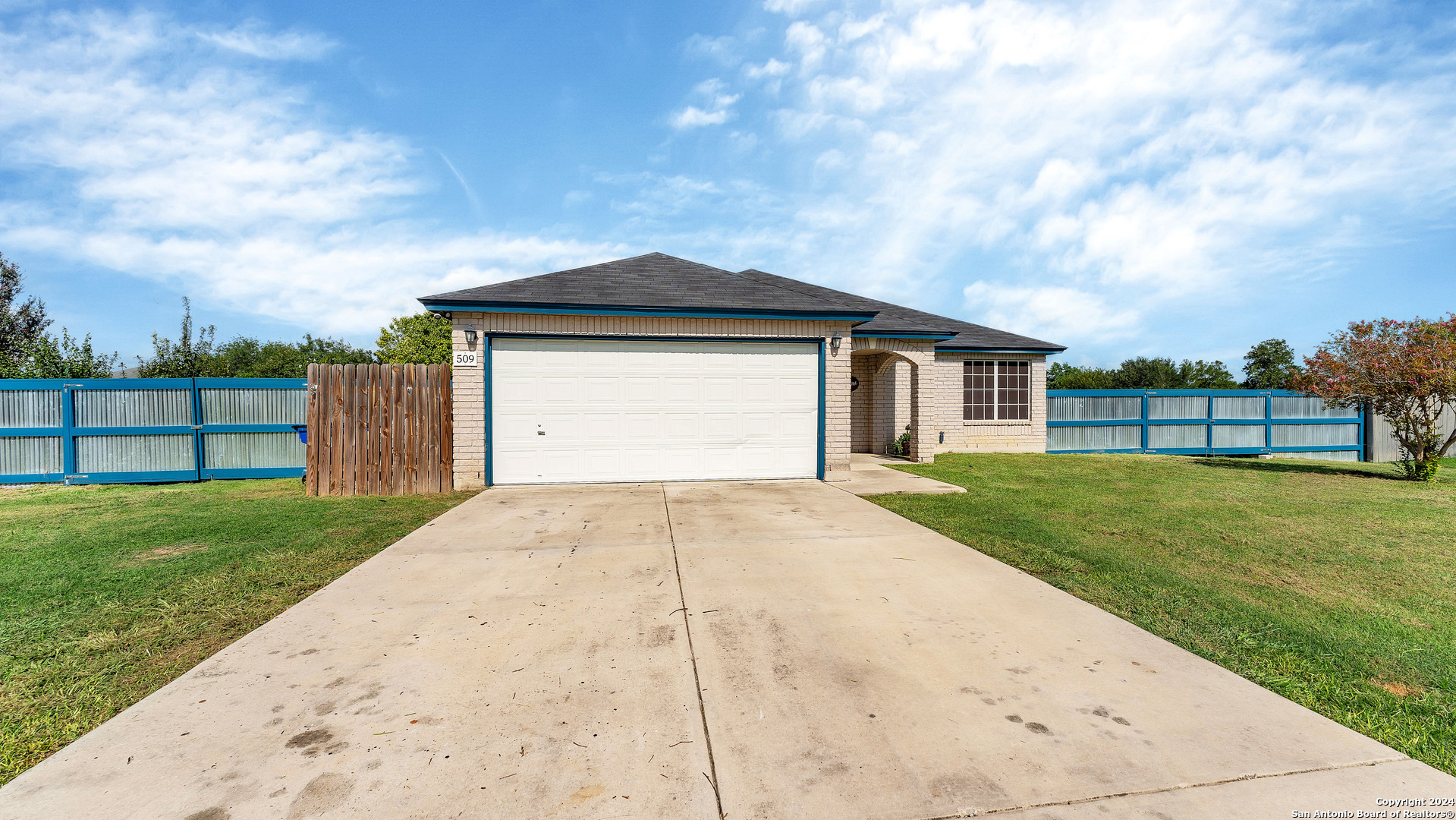 Cordova Loop, Seguin, TX 78155 #1