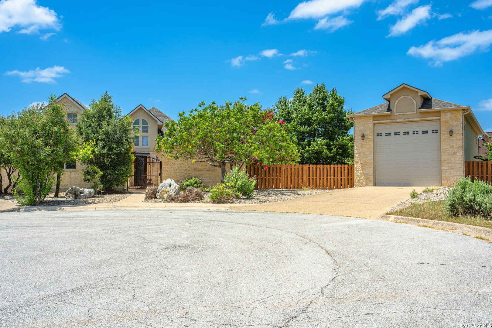 Summit Top Dr, Kerrville, TX 78028 #1